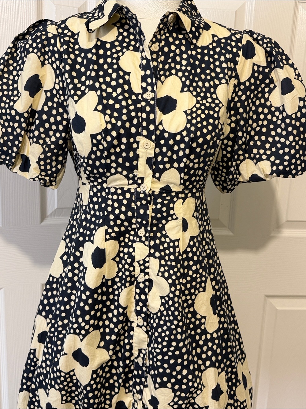 Avara Floral Short Puff Sleeve Mini Dress - Picture 3 of 7